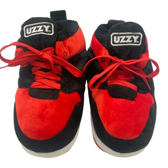 sneaker slippers yeezy